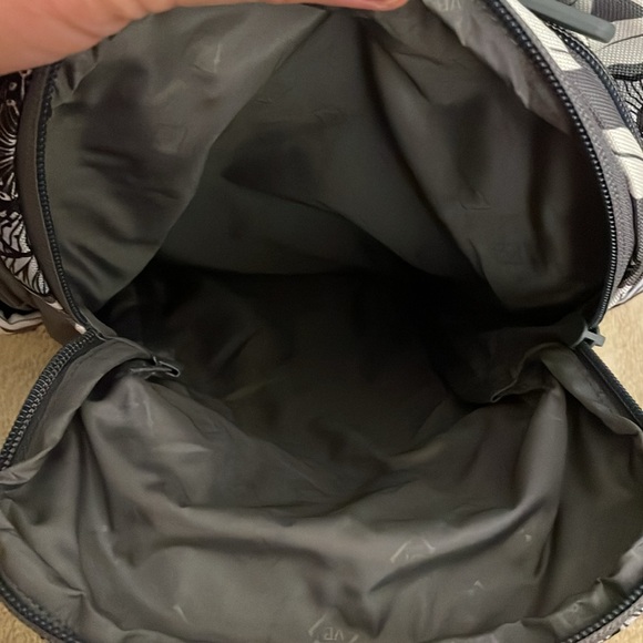 Vera Bradley Lighten Up Sporty Compact Backpack NWT - Picture 9 of 15